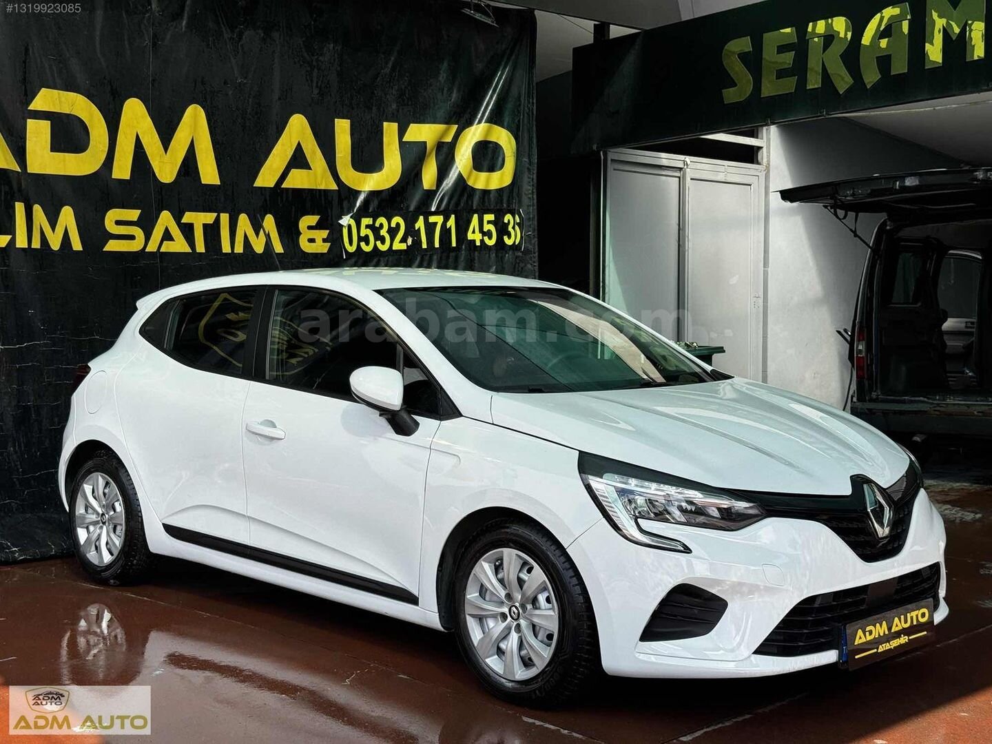 Galeriden Renault Clio 1.0 TCe Joy 2022 Model İstanbul 155.000 km Beyaz 4