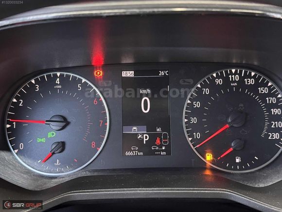 SBR GRUP RENAULT CLİO 1.0 JOY OTOMATİK %20 KDV