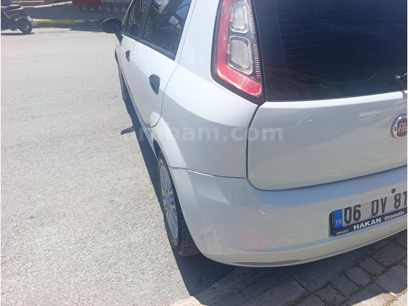 Galeriden Fiat Punto EVO 1.4 Dynamic 2012 Model Balıkesir