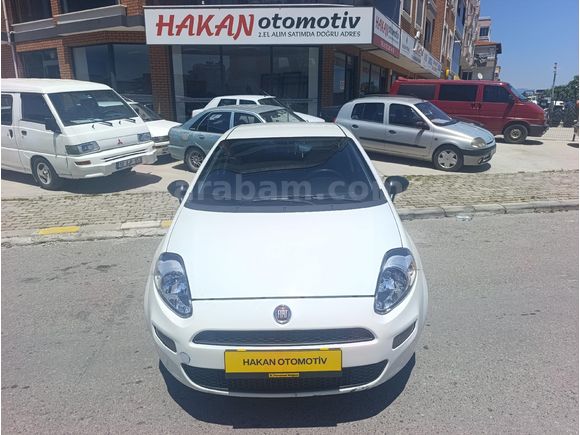 Galeriden Fiat Punto EVO 1.4 Dynamic 2012 Model Balıkesir