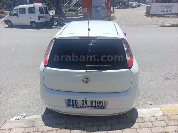 Galeriden Fiat Punto EVO 1.4 Dynamic 2012 Model Balıkesir