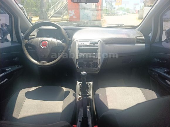 Galeriden Fiat Punto EVO 1.4 Dynamic 2012 Model Balıkesir
