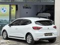 2022 model 50 bin km de otomatik Clio