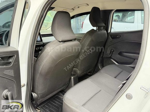 2022 model 50 bin km de otomatik Clio