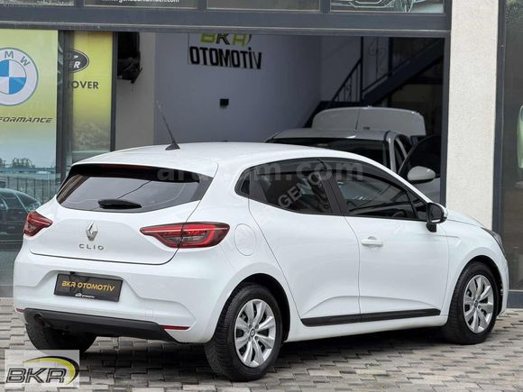 2022 model 50 bin km de otomatik Clio