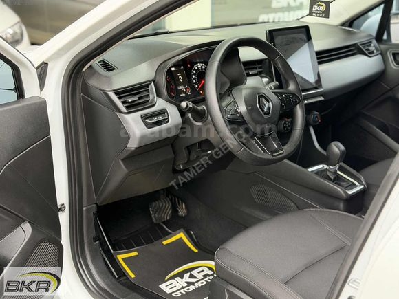 2022 model 50 bin km de otomatik Clio