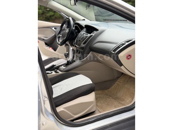DEĞİŞENSİZ 2013 MODEL FORD FOCUS 1.6 TREND X