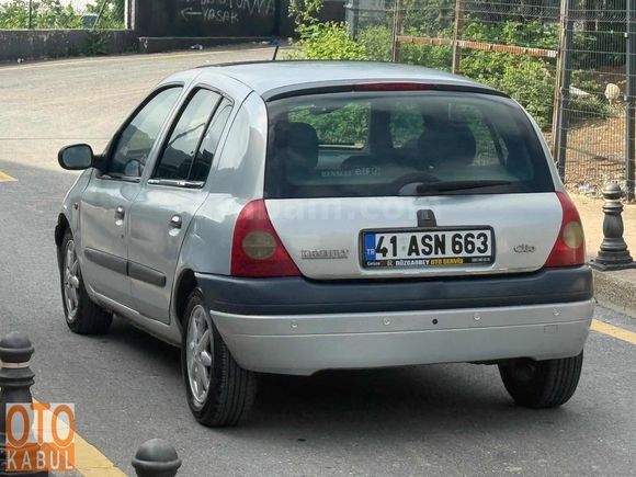 RENAULT CLİO OTOMATİK SANROUFLU OTOMATİK VİTES K