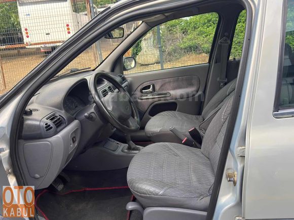 RENAULT CLİO OTOMATİK SANROUFLU OTOMATİK VİTES K