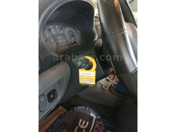 Sahibinden Renault Clio 1.4 RNA 2000 Model