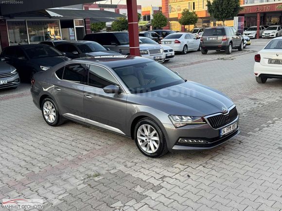 2022 Model SUPERB 1.5 TSI Premium İçi Bej Renk 93.000 Kmde