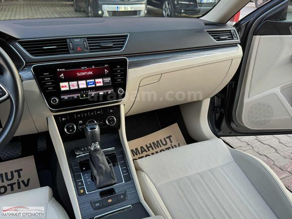 2022 Model SUPERB 1.5 TSI Premium İçi Bej Renk 93.000 Kmde