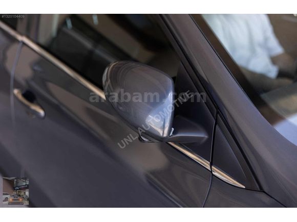 DÜŞÜK KM KUSURSUZ MEGAN ICON