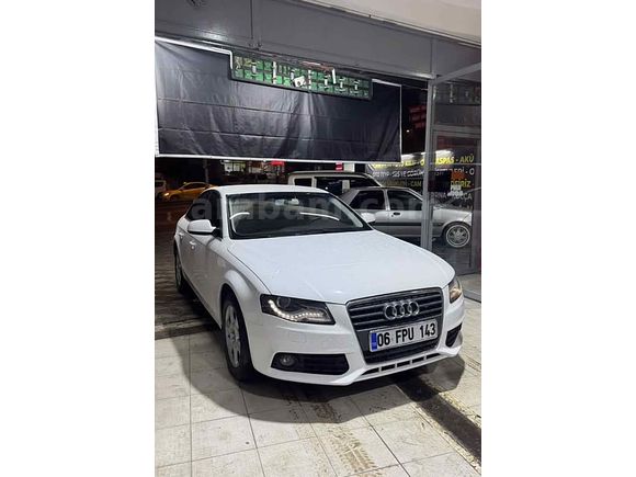 Sahibinden temiz düşük km  Audi A4 Sedan 2.0 TDI 2011 Model 