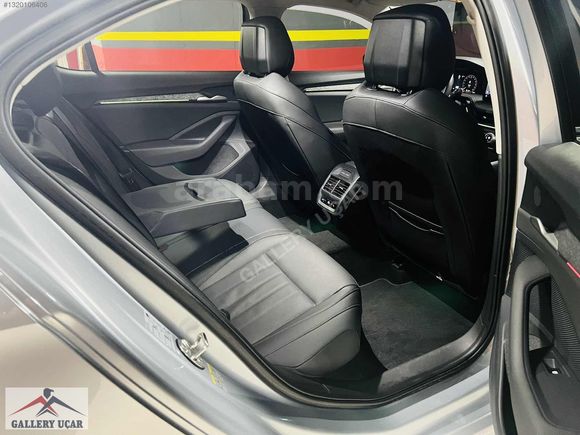 GALLERY UÇAR'dan-DEGİŞENSİZ-BOYASIZ-2024-SKODA-SÜPER B-PRESTİGE-