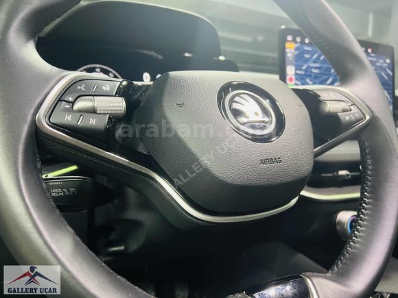 GALLERY UÇAR'dan-DEGİŞENSİZ-BOYASIZ-2024-SKODA-SÜPER B-PRESTİGE-