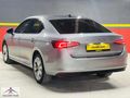 GALLERY UÇAR'dan-DEGİŞENSİZ-BOYASIZ-2024-SKODA-SÜPER B-PRESTİGE-