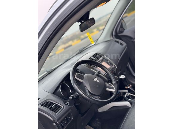 Sahibinden Mitsubishi ASX 1.6 MIVEC Intense 2013 Model  184.000 km Gri (Gümüş)