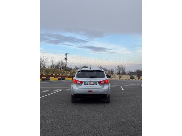 Sahibinden Mitsubishi ASX 1.6 MIVEC Intense 2013 Model  184.000 km Gri (Gümüş)