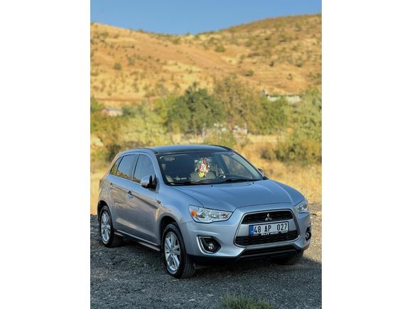 Sahibinden Mitsubishi ASX 1.6 MIVEC Intense 2013 Model  184.000 km Gri (Gümüş)