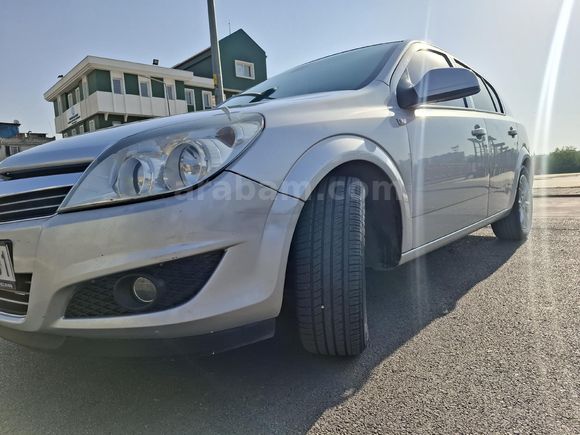 Sahibinden Opel Astra 1.6 Enjoy Plus 2010 Model Gri (Gümüş)