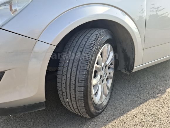 Sahibinden Opel Astra 1.6 Enjoy Plus 2010 Model Gri (Gümüş)