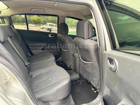 2005 RENAULT MEGANE 1.5 DCİ DYNAMİQUE HATASIZ AYARINDA