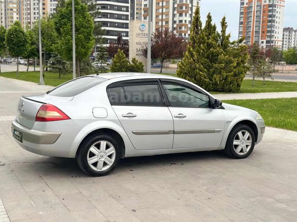 2005 RENAULT MEGANE 1.5 DCİ DYNAMİQUE HATASIZ AYARINDA