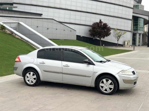 2005 RENAULT MEGANE 1.5 DCİ DYNAMİQUE HATASIZ AYARINDA
