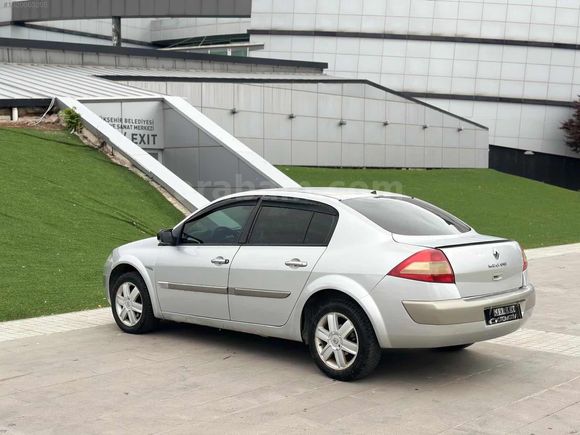 2005 RENAULT MEGANE 1.5 DCİ DYNAMİQUE HATASIZ AYARINDA