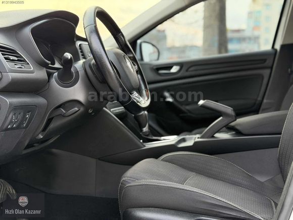 2019 MODEL RENAULT MEGANE IV 1.5 BlueDCİ TOUCH OTOMATİK 137 BİN