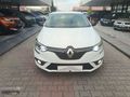 BOYASIZ HATASIZ TESLA EKRANLI MEGANE 1,5 BLUE DCİ 7 İLERİ