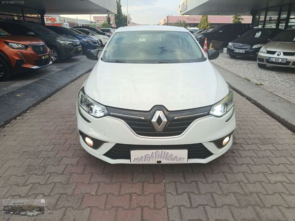 BOYASIZ HATASIZ TESLA EKRANLI MEGANE 1,5 BLUE DCİ 7 İLERİ