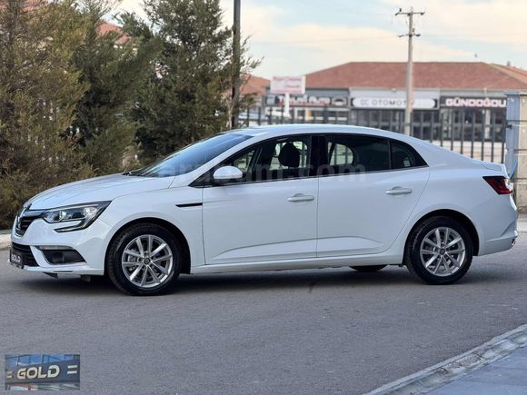 2019 MODEL HATASIZ 163.000'KM DE 1.5 BLUE DCİ MEGANE TOUCH