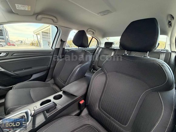 2019 MODEL HATASIZ 163.000'KM DE 1.5 BLUE DCİ MEGANE TOUCH