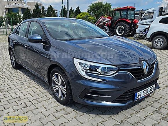 2022 MODEL RENAULT MEGANE 1.5 DİZEL TOUCH PAKET DEĞİŞENSİZ