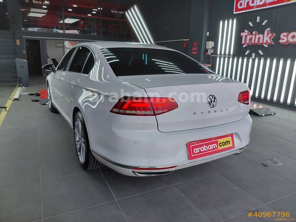 Galeriden Volkswagen Passat 1.6 TDi 2019 Model Yalova 173.052 km Beyaz