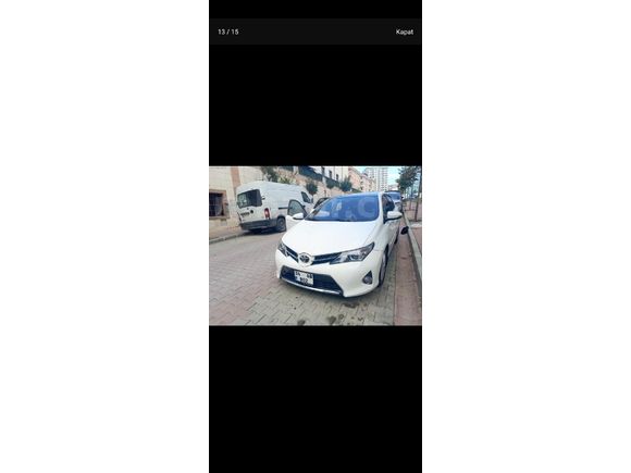 Sahibinden Toyota Auris 1.4 D-4D Active Skypack 2013 Model  167.000 km Beyaz