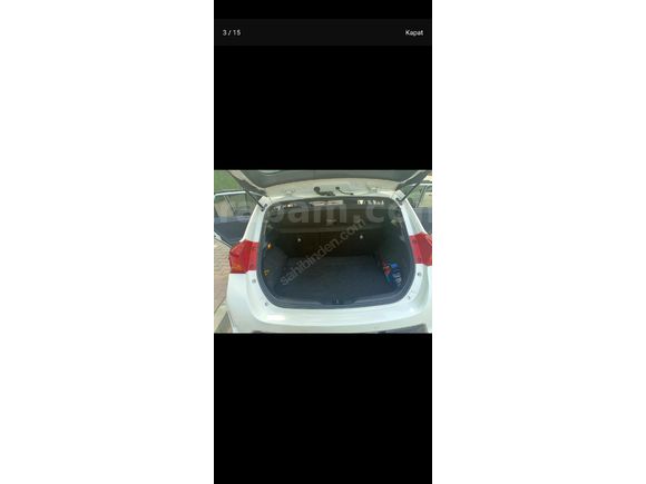 Sahibinden Toyota Auris 1.4 D-4D Active Skypack 2013 Model  167.000 km Beyaz