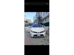 Sahibinden Toyota Auris 1.4 D-4D Active Skypack 2013 Model  167.000 km Beyaz