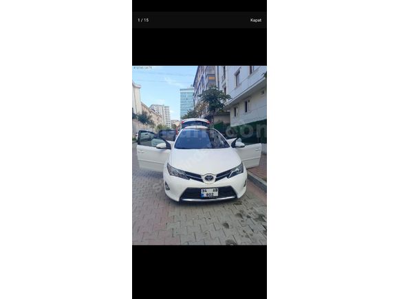 Sahibinden Toyota Auris 1.4 D-4D Active Skypack 2013 Model  167.000 km Beyaz