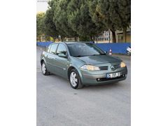 218.000 KM 2004 MEGAN 2 EMSALSİZ TEMİZLİKTE