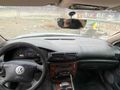 Sahibinden Volkswagen Passat 1.8 Trendline 2000 Model  196.458 km Gri (Gümüş)