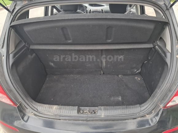 Sahibinden Hyundai i20 1.4 CRDi Jump 2013 Model