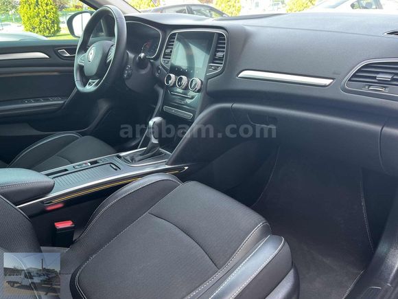 2023 MODEL RENAULT MEGANE ICON 1.3 TCE 140 HP