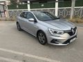 Galeriden Renault Megane 1.3 TCe Touch 2023 Model İzmir 107.236 km Gri (Gümüş)