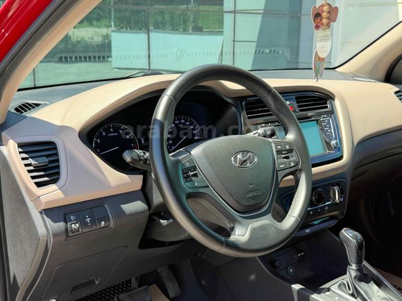 Sahibinden Hyundai i20 1.4 MPI Elite 2015 Model 