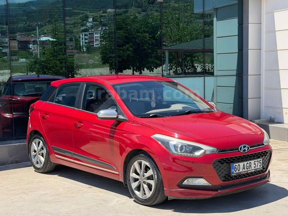 Sahibinden Hyundai i20 1.4 MPI Elite 2015 Model 