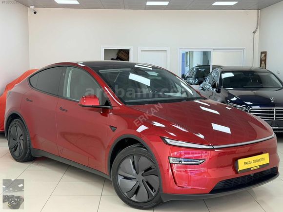 2025 JUNİPER PREMİUM CAM TAVAN ARKA EKRAN RWD HATASIZ KIRMIZI