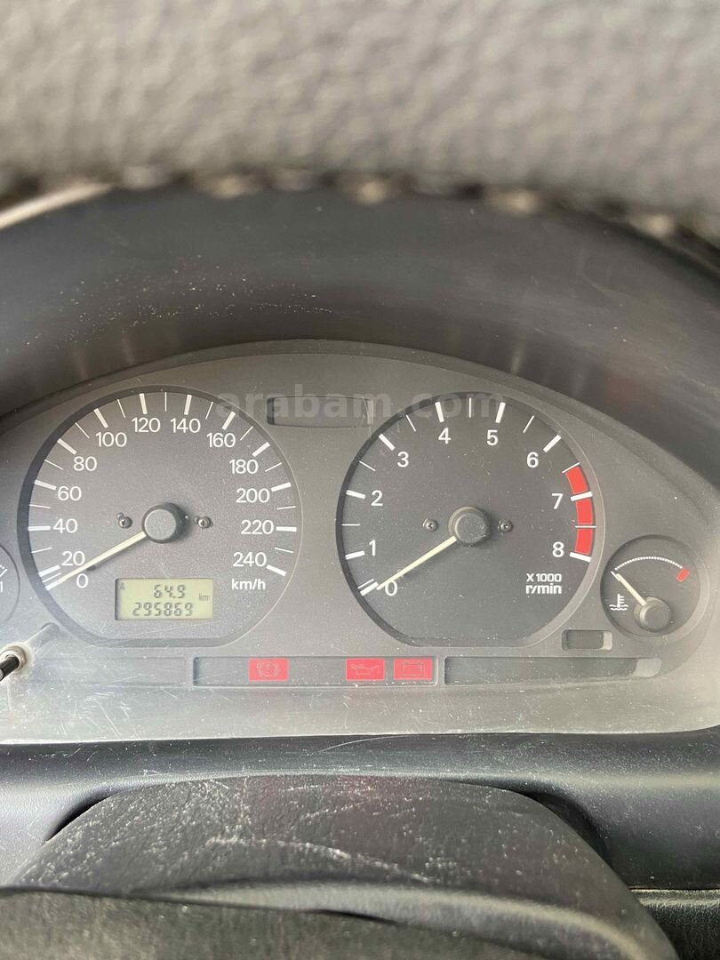 Sahibinden Mitsubishi carisma 1.6 GL 1999 Model İhtiyaçtan satılık 4